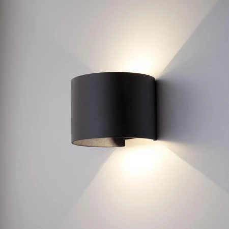 Пылевлагозащищенный светодиодный светильник Blade черный IP54 Elektrostandard 1518 Techno LED черный Пылевлагозащищенный светодиодный светильник Blade черный IP54 Elektrostandard 1518 Techno LED черный