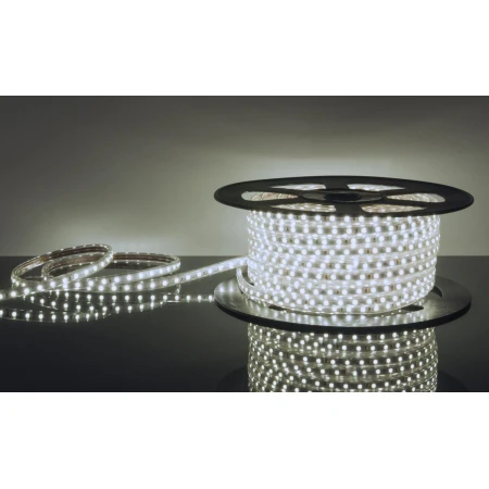 Светодиодная лента 220&nbsp;В 14,4&nbsp;Вт/м 60 Led/м 5050 IP65, холодный белый 6500К, 50 м Elektrostandard LSTR003 белый