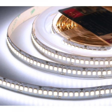 Лента светодиодная ELFLED PRO140, 240/м (2835), 24В, 22Вт/м, 30м, белый 6500-7000К ELFLED-24240-PRO140w30 Лента светодиодная ELFLED PRO140, 240/м (2835), 24В, 22Вт/м, 30м, белый 6500-7000К ELFLED-24240-PRO140w30